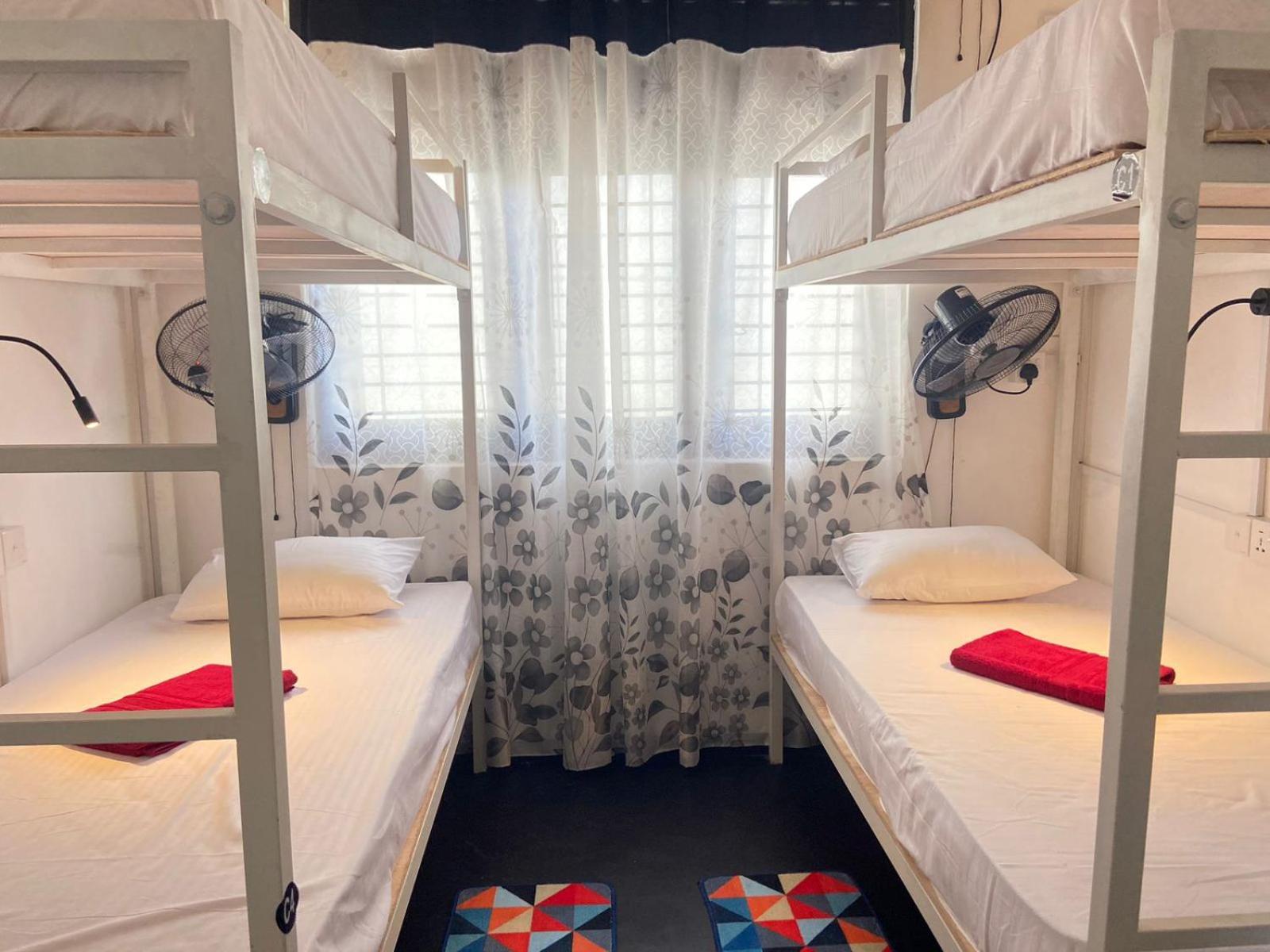 Hiricurry Hostel & Restaurant Dikwella Bagian luar foto