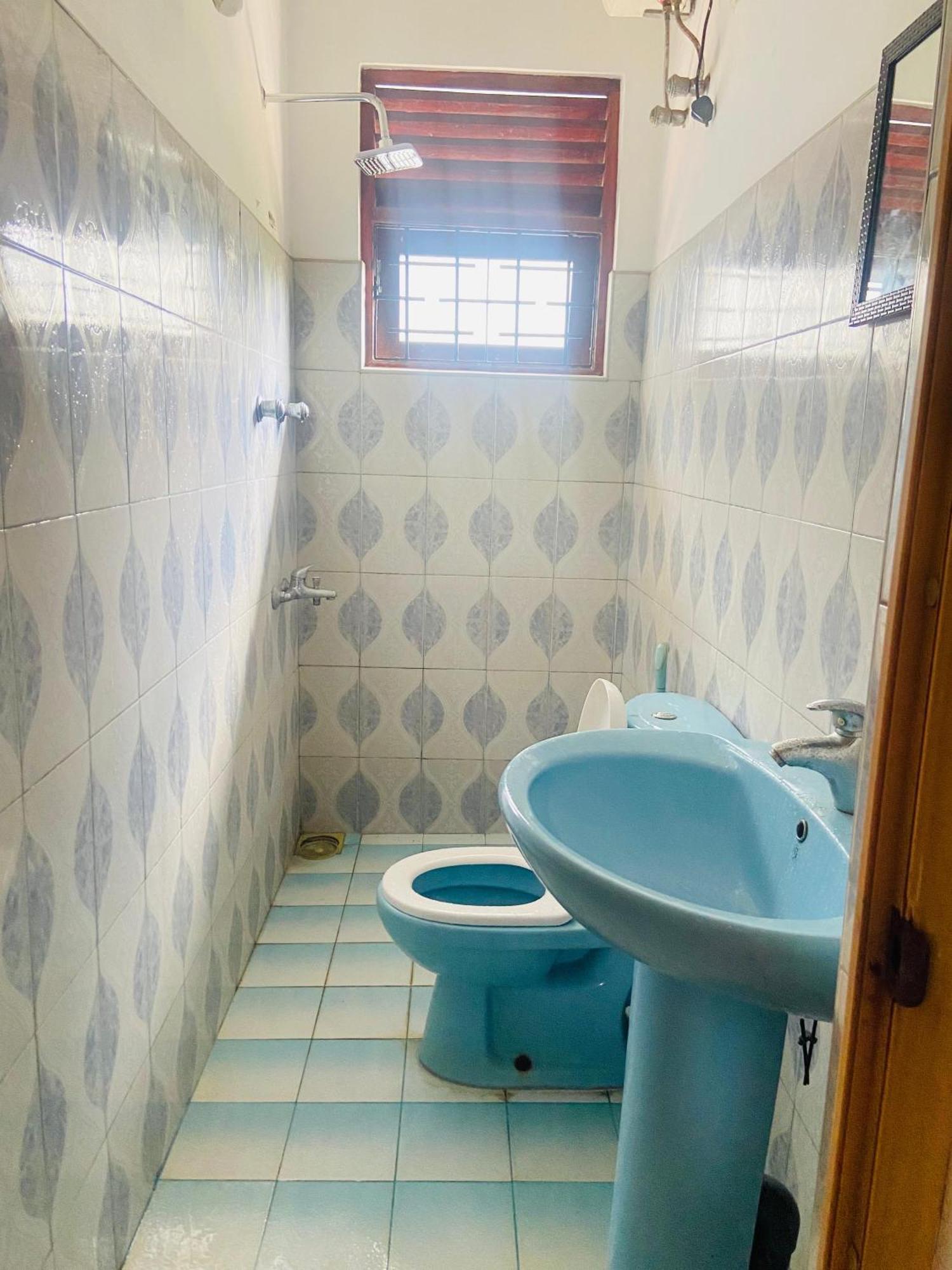 Hiricurry Hostel & Restaurant Dikwella Bagian luar foto